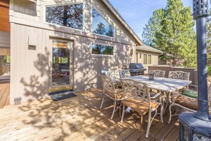 Family Apartment, 4 Bedrooms | Terrace/patio - Tokatee 30 (Bend)