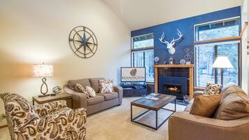 Family Apartment, 3 Bedrooms | Living area | Fireplace