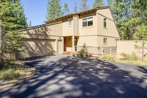 Family Apartment, 2 Bedrooms | Front of property