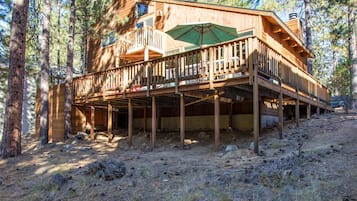 Family Apartment, 4 Bedrooms | Balcony