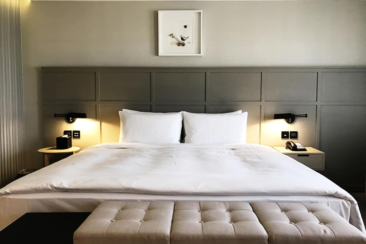 executive suite | 1 bedroom, premium bedding, down duvets, minibar