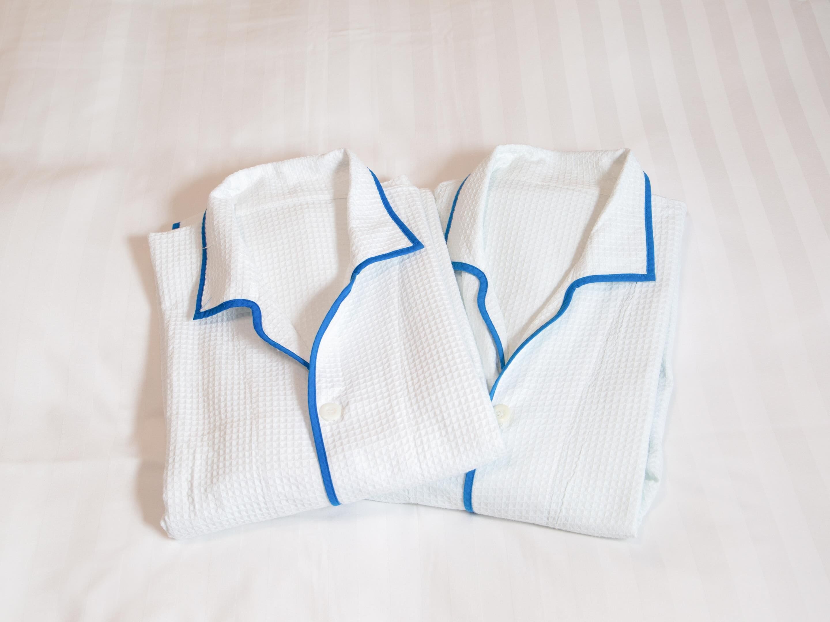 desk, blackout curtains, soundproofing, wifi