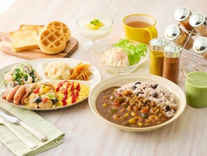 Daily buffet breakfast (JPY 1100 per person) - Comfort Inn Omihachiman (Omihachiman)