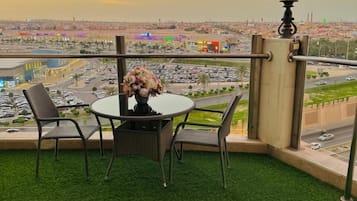 Suite – executive, 1 kingsize-seng, balkong | Terrasse/patio