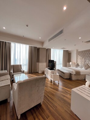 Suíte superior, 1 cama King | Roupas de cama de algodão egípcio, roupas de cama premium