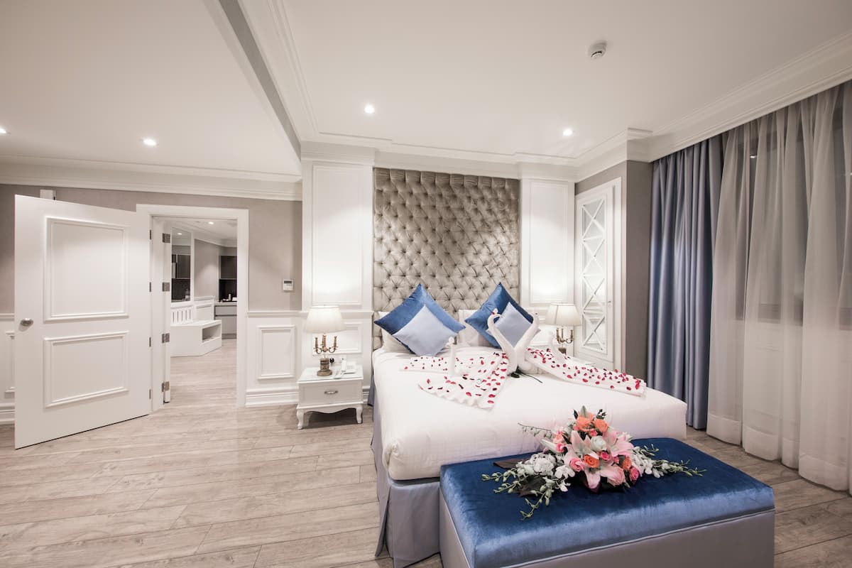 Deluxe Triple Room, 2 Bedrooms, Connecting Rooms