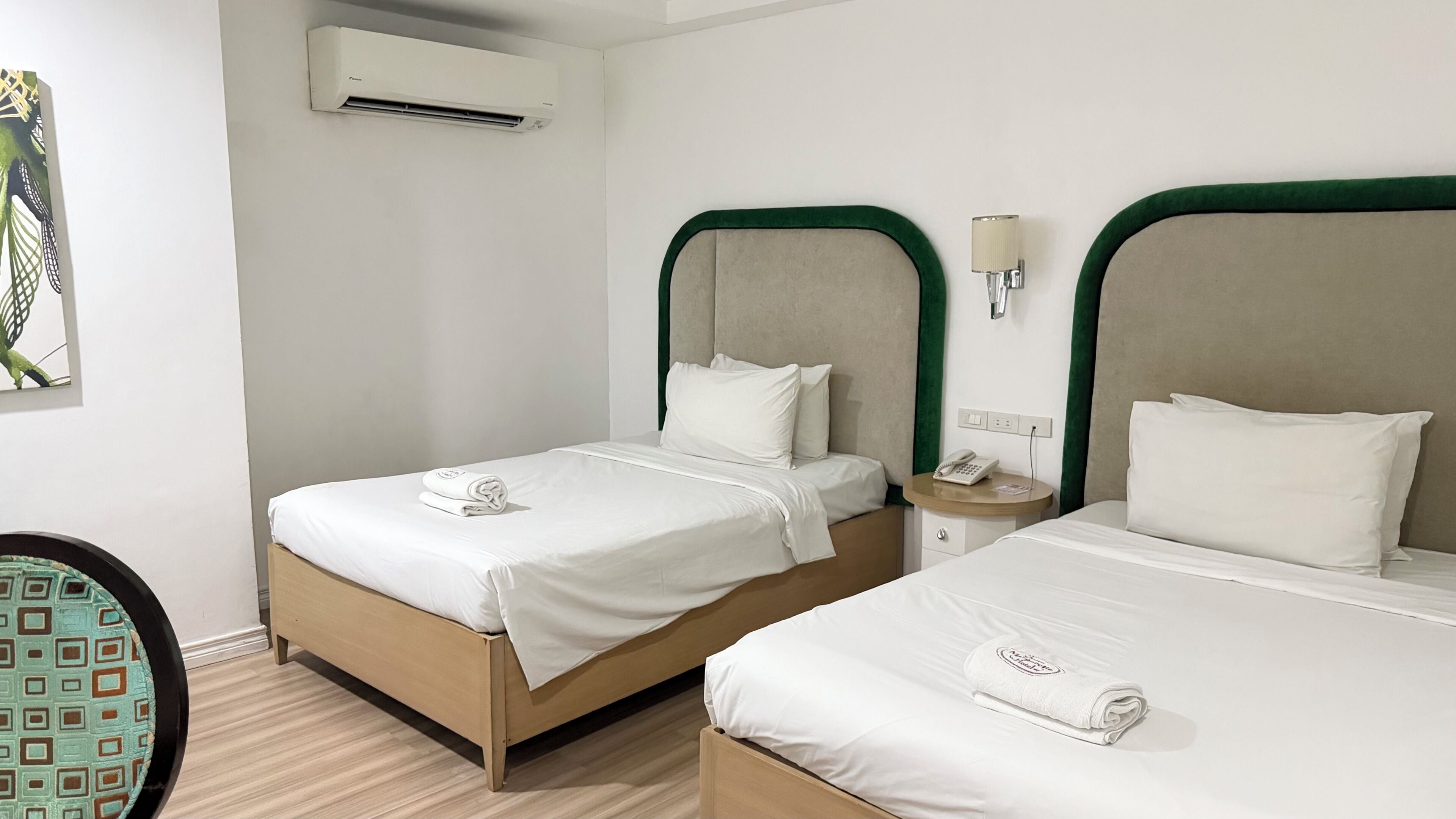 Superior Room | Desk, iron/ironing board (on request), WiFi (free), bed sheets