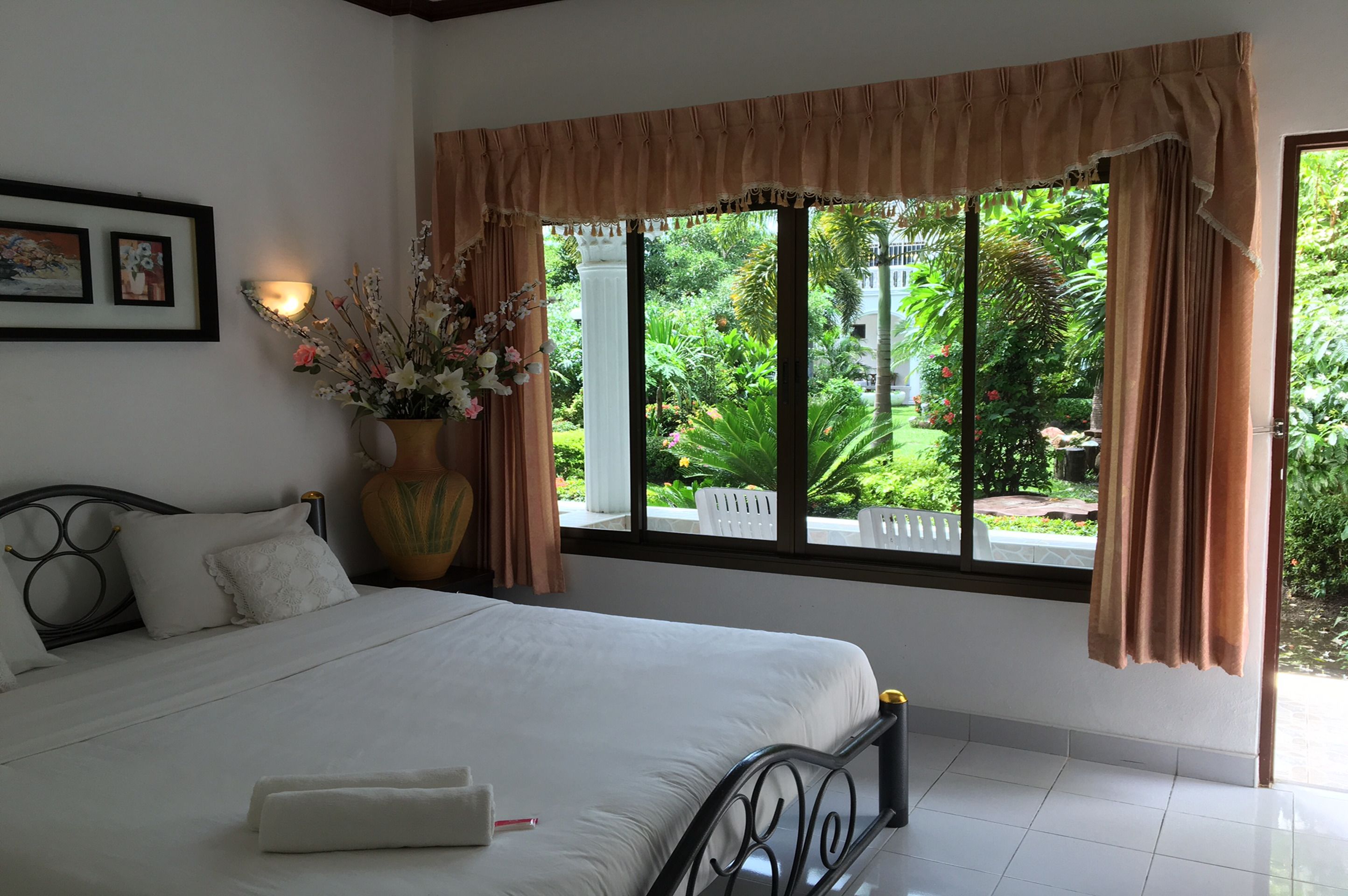 deluxe room - terrace | 1 bedroom, premium bedding, free minibar, individually decorated