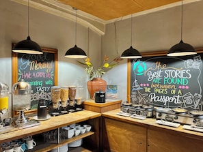 Free daily buffet breakfast