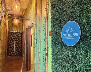 Hot stone massages, deep-tissue massages, Thai massages - Palau Central Hotel (Koror)