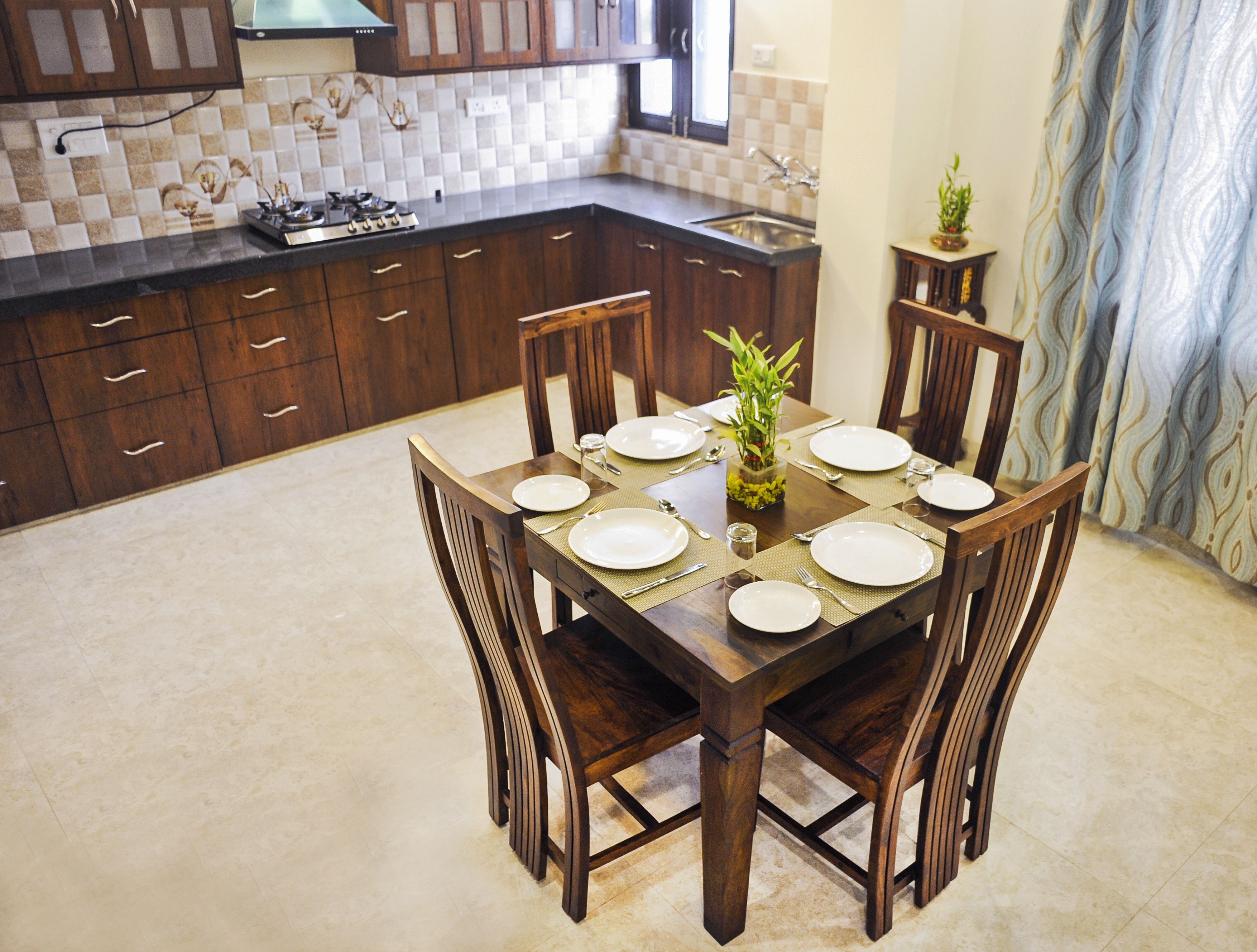 Deluxe Suite, 2 Bedrooms (1 Living Room) | Private kitchen