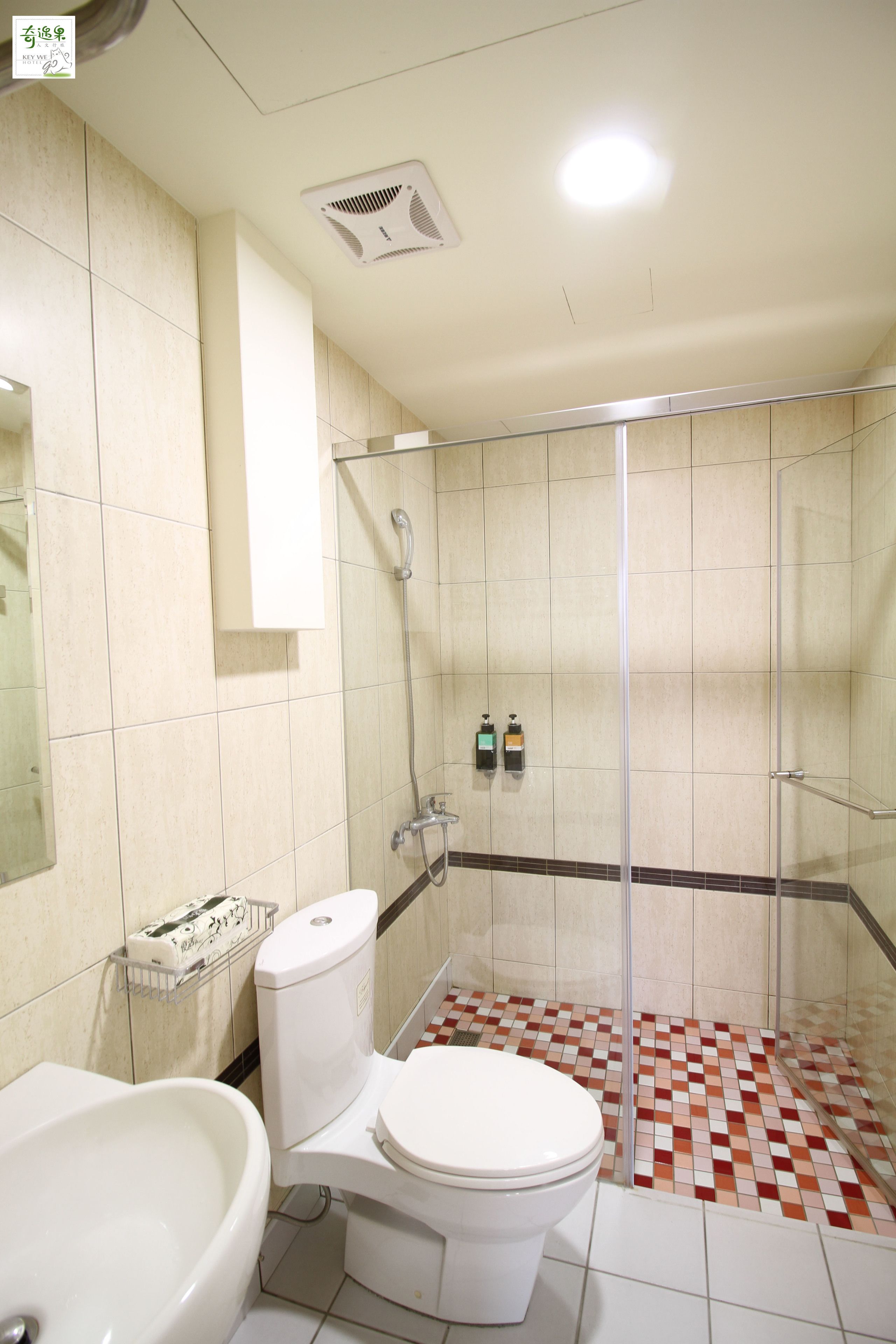 design double room | bathroom shower