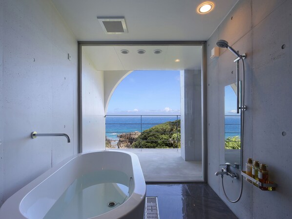 Deluxe Twin Room (Sea view) | Bathroom | Free toiletries, hair dryer, slippers, bidet - The Hotel Yakushima (Yakushima)