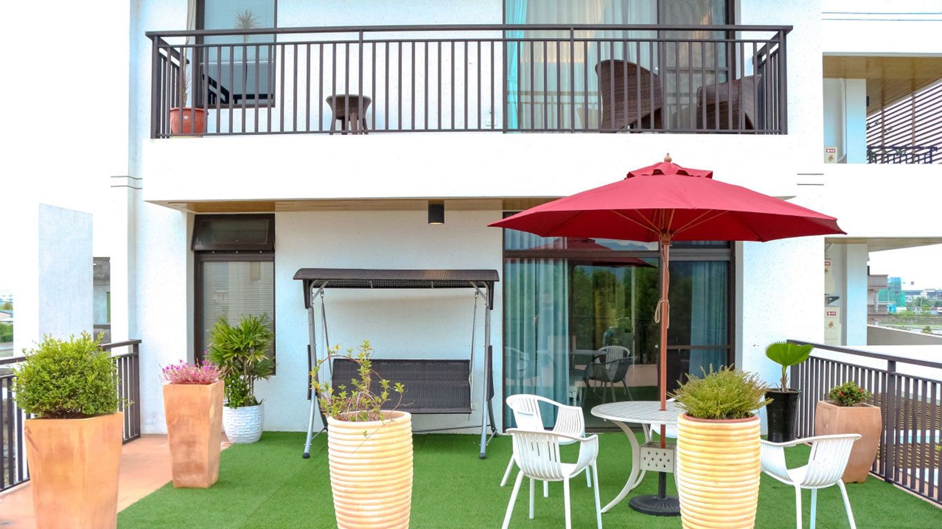 豪華四人房 | 陽台