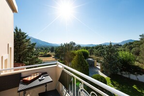 Family Villa, 5 Bedrooms, Private Pool, Mountain View | Balcony view