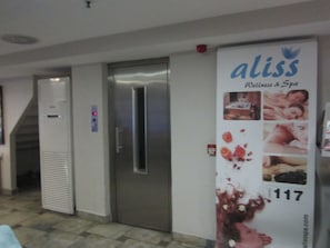 Hallway - Derpa Suite Hotel Osmanbey (Istanbul)