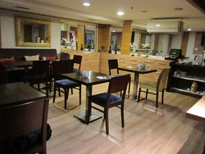Dining - Derpa Suite Hotel Osmanbey (Istanbul)