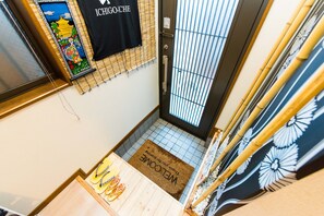 Interior entrance - Kyomachiya Ichigo-Ichie Tofukuji (Kyoto)