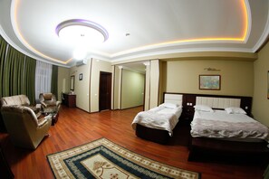 Premium bedding, minibar, in-room safe, desk
