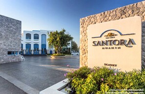 Front of property – evening/night - The Crest Santora Hua Hin Soi 7 (Hua Hin)