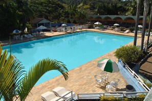 2 outdoor pools - Hotel Fazenda Flamingos (Serra Negra)