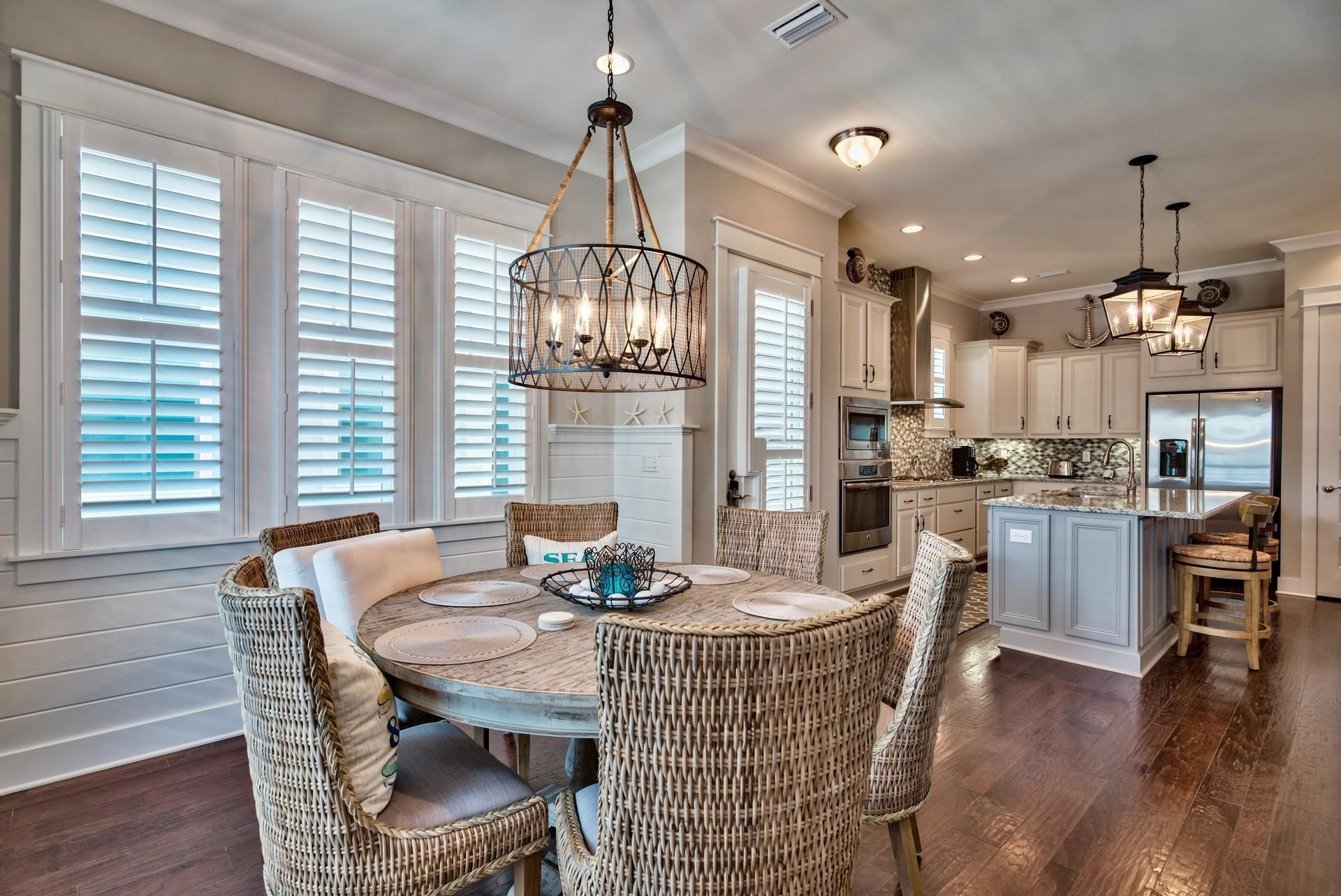 Condo, 3 Bedrooms | In-room dining