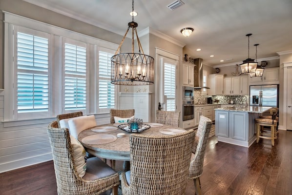 Condo, 3 Bedrooms | In-room dining - Beach Retreat 3 Bedroom Condo By Coastal Dreamin (Santa Rosa Beach)