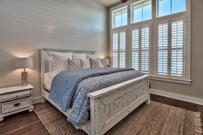 Condo, 3 Bedrooms | 3 bedrooms, bed sheets - Beach Retreat 3 Bedroom Condo By Coastal Dreamin (Santa Rosa Beach)