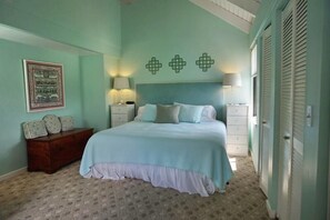 5 bedrooms - KEN407 5 Bedroom Holiday Home by Marco Naples Vacation Homes (Marco Island)