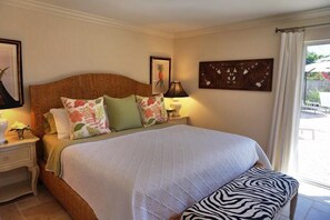 3 bedrooms - NP100TH 712 3 Bedroom Holiday Home by Marco Naples Vacation Homes (Naples)