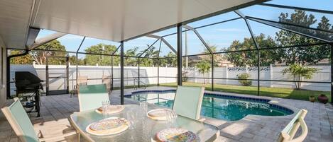 Luxury House, 3 Bedrooms, Pool View, Poolside | Terrace/patio