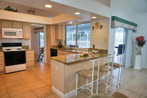 Luxury House, 3 Bedrooms, Sea View, Sea Facing | Private kitchen | Fridge, microwave, stovetop, dishwasher