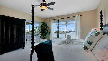 Luxury House, 5 Bedrooms, Sea View, Sea Facing | 5 bedrooms