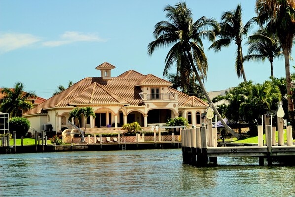 Exterior - SPIN509 4 Bedroom Holiday Home by Marco Naples Vacation Homes (Marco Island)