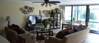 Cove II 314F 2 Bedroom Holiday home By Midnight Cove II