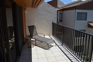 Comfort House, 3 Bedrooms, Canal View | Balcony