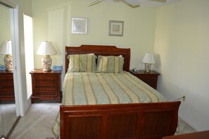 Comfort Condo, 2 Bedrooms, Pool View