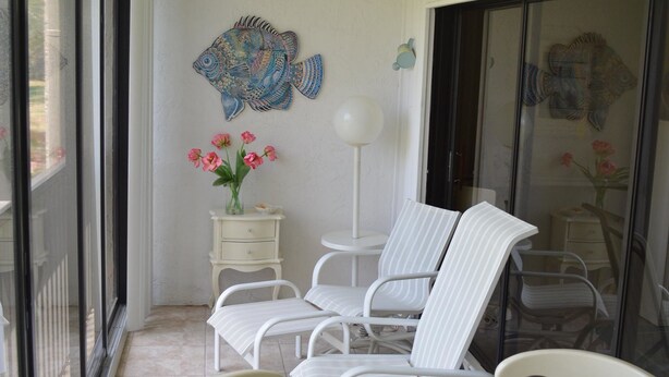 Rumah Comfort, 2 kamar tidur, pemandangan kolam renang | Teras/patio