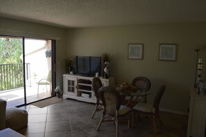 Comfort Condo, 2 Bedrooms, Pool View | Living area - Cove II 532F 2 Bedroom Condo By Midnight Cove II (Siesta Key)