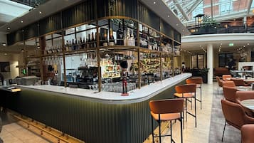 Lobby-Lounge