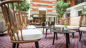 Sala de estar en el lobby