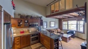 Appartamento familiare, 1 camera da letto, lato montagna | Cucina privata