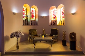 Sala de estar en el lobby