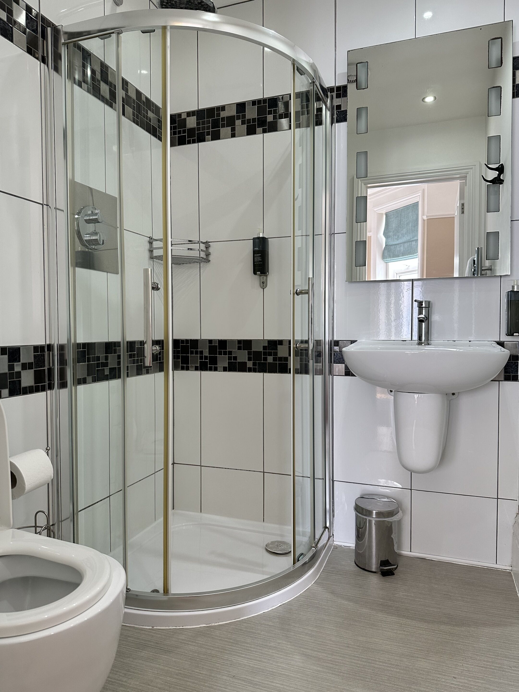Luxury Studio, Ensuite (Apartment 1) | Bathroom