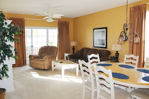 Standard Apartment, 2 Bedrooms | Living area