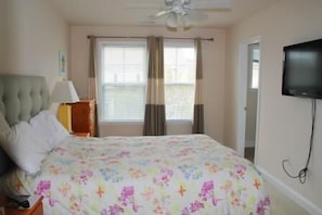 Casa, varias camas (3804 Clearwater Bay) | 3 habitaciones y wifi gratis