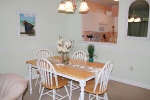 標準公寓, 2 間臥室 | 房內用餐