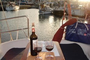 Outdoor dining - Sailboat Holiday Experience (Las Palmas de Gran Canaria)