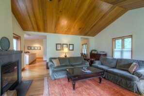 Family Condo, 4 Bedrooms, Mountainside | Living area | DVD player - Cascades A 1 4 Bedroom Condo By Accommodations in Telluride (Telluride)