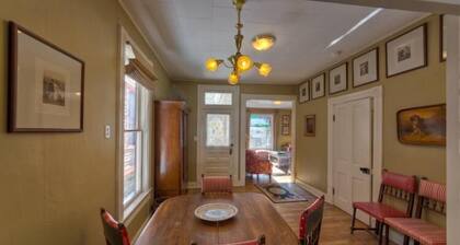 Chez Coco 2 Bedroom Holiday home By Accommodations in Telluride